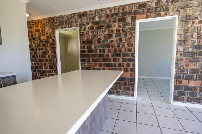 To Let 2 Bedroom Property for Rent in Sandrift Western Cape